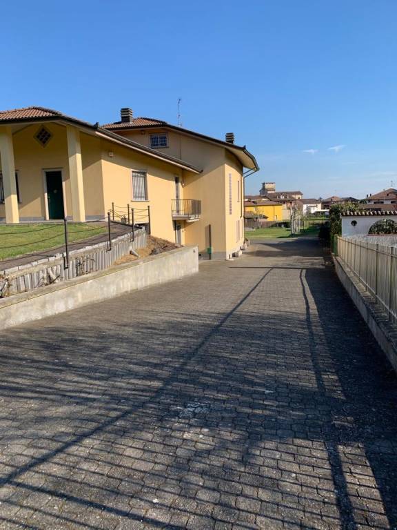 Villa in vendita in via Fontana, Torricella Verzate - 4