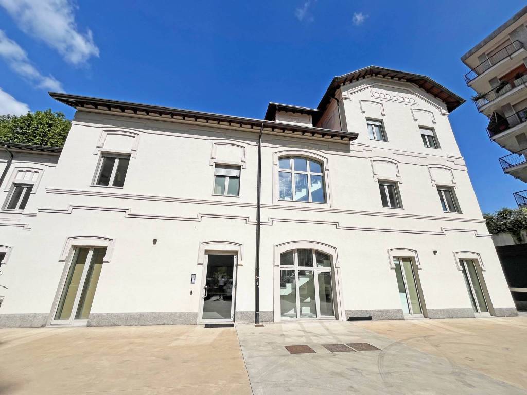 Ufficio in vendita a Busto Arsizio Ufficio in vendita a Busto Arsizio