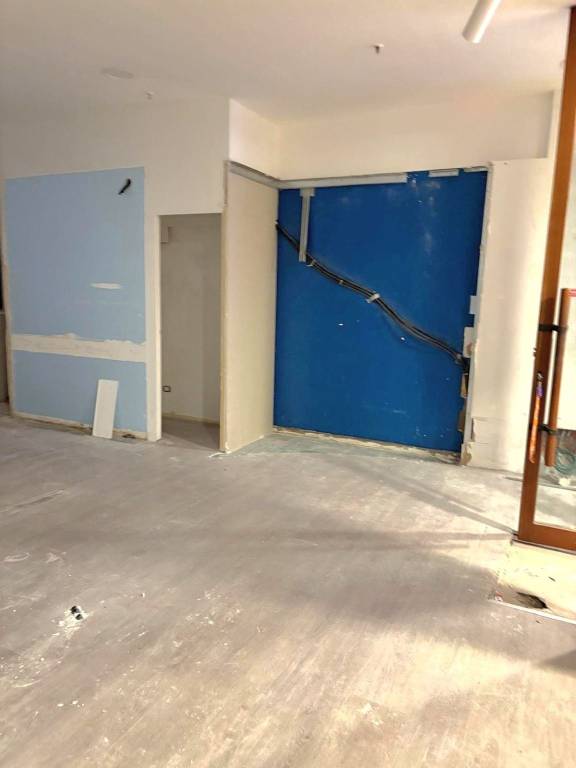 UFFICIO IN AFFITO – CORSO VERCELLI - 4 UFFICIO IN AFFITO – CORSO VERCELLI - 4