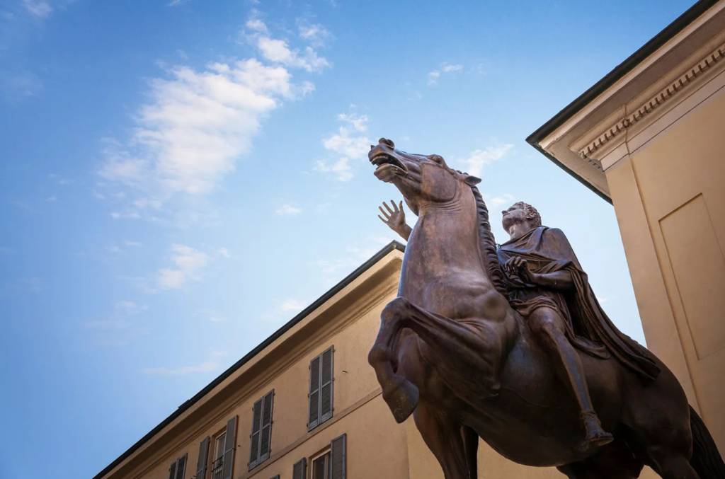 Trilocale, Piazza del Collegio Borromeo - 36