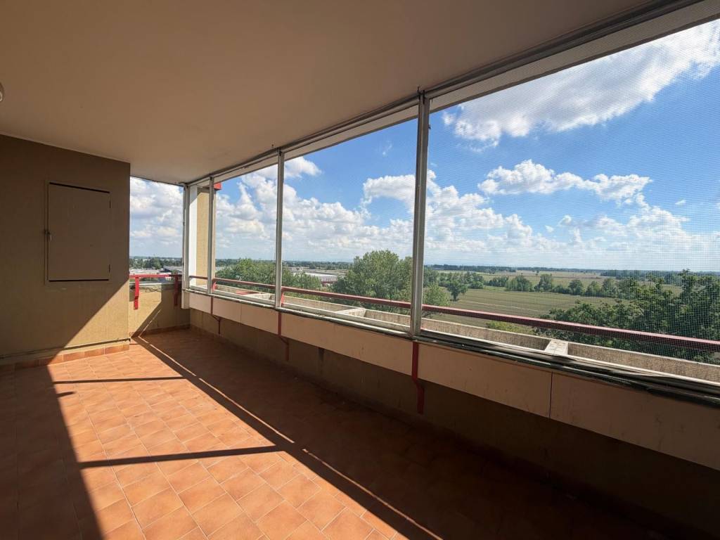Ampio trilocale con terrazzo-Pieve Emanuele, Via delle Rose - 11