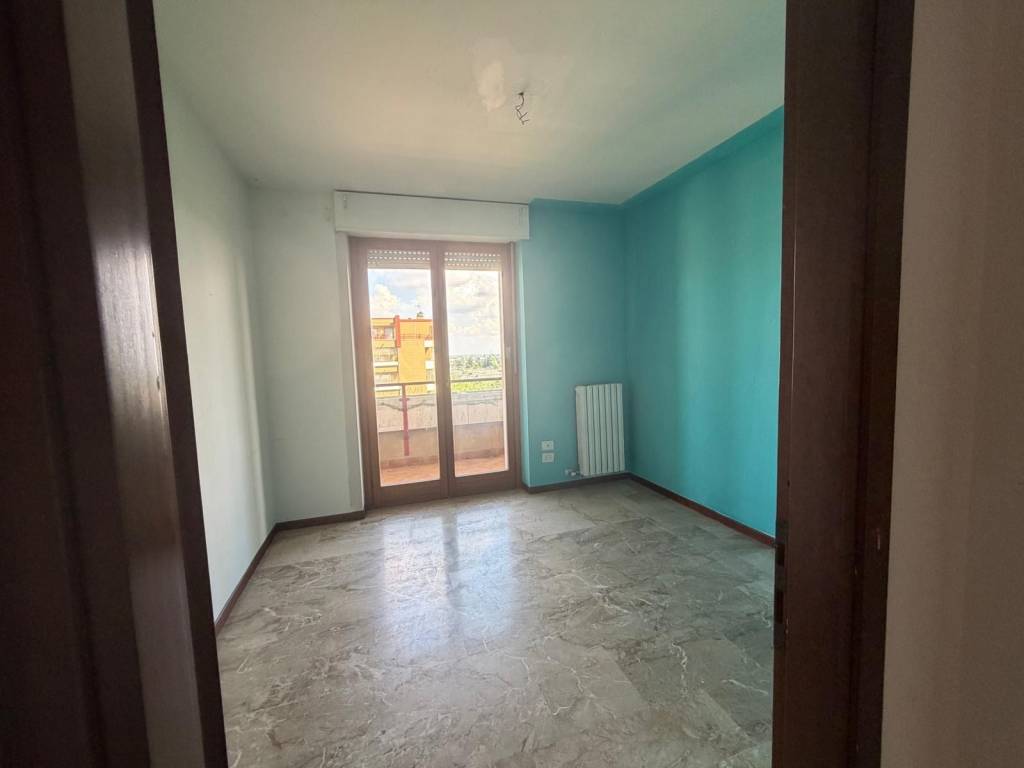 Ampio trilocale con terrazzo-Pieve Emanuele, Via delle Rose - 18