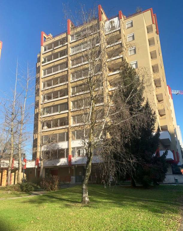 Ampio trilocale con terrazzo-Pieve Emanuele, Via delle Rose - 25