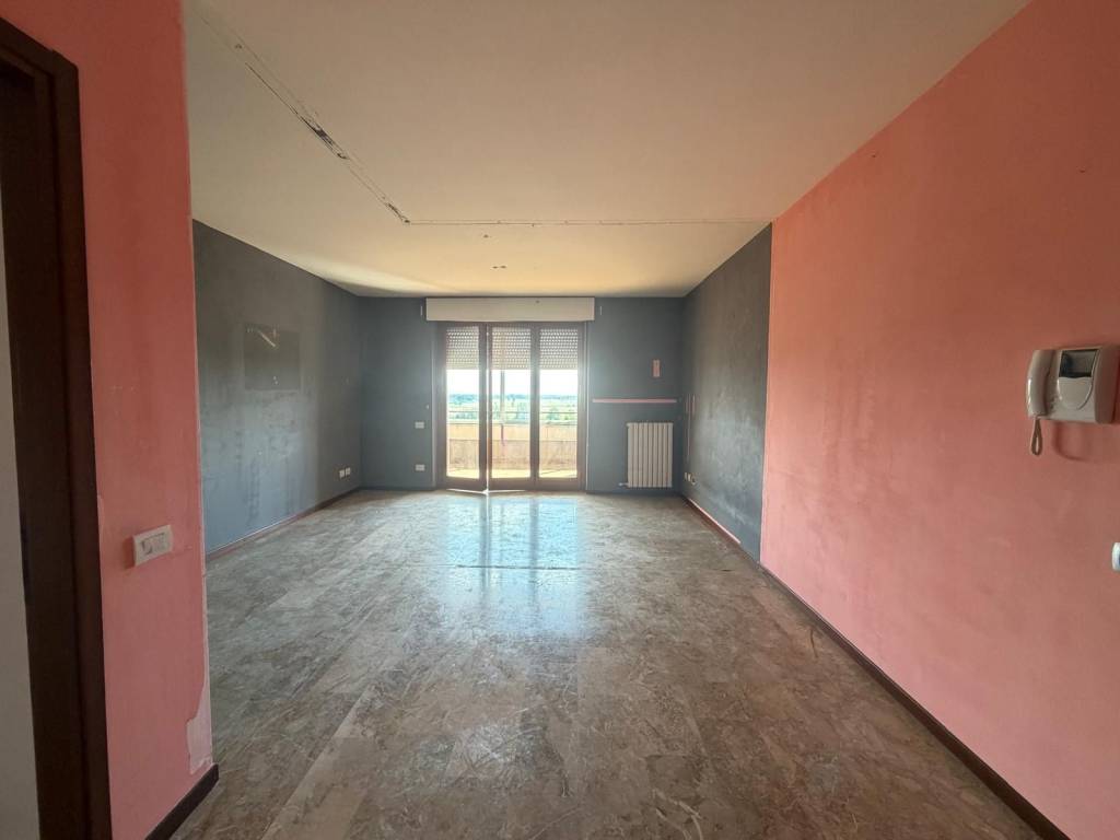 Ampio trilocale con terrazzo-Pieve Emanuele, Via delle Rose - 4