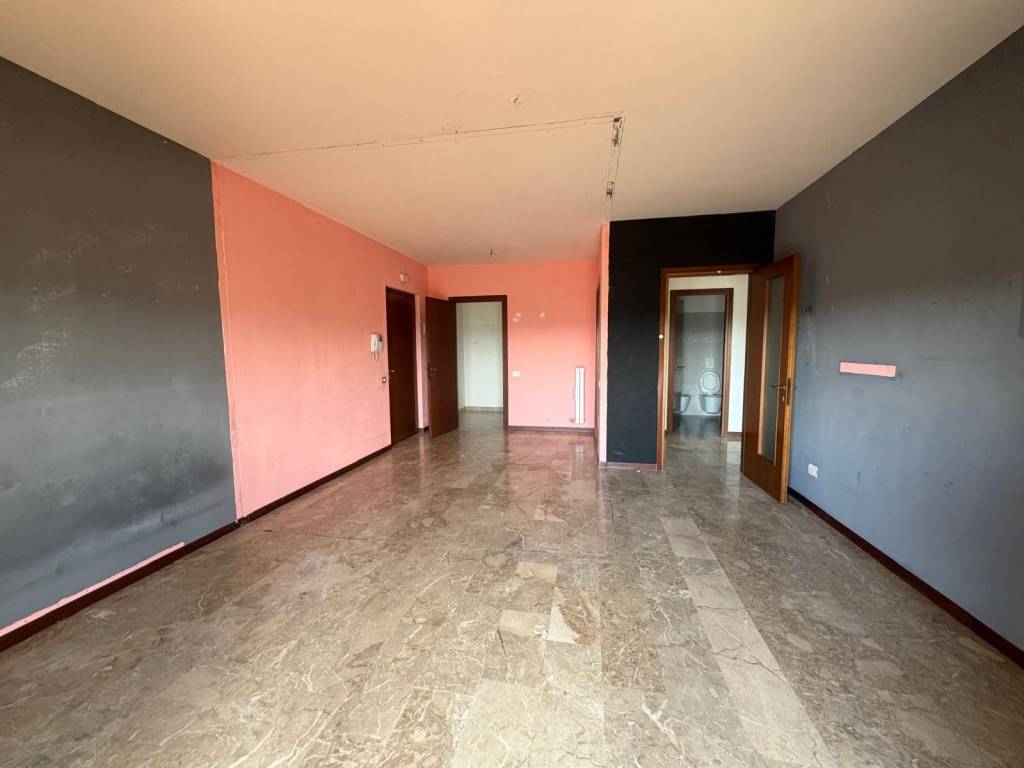 Ampio trilocale con terrazzo-Pieve Emanuele, Via delle Rose - 6