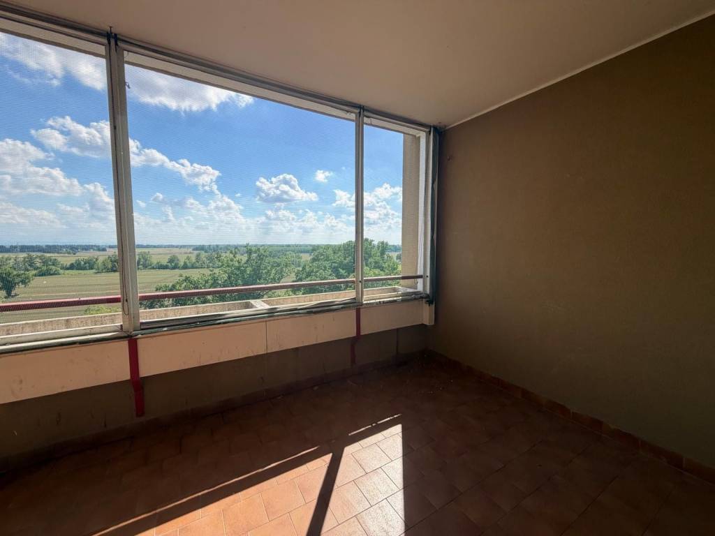 Ampio trilocale con terrazzo-Pieve Emanuele, Via delle Rose - 9