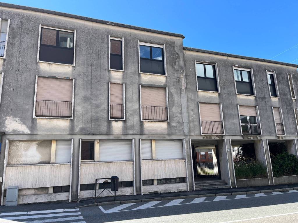 Palazzina con magazzino/parcheggio a Biella - 4 Palazzina con magazzino/parcheggio a Biella - 4