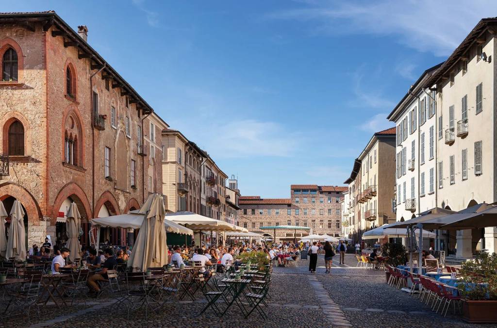 Pentalocale, Piazza del Collegio Borromeo - 29 Pentalocale, Piazza del Collegio Borromeo - 29