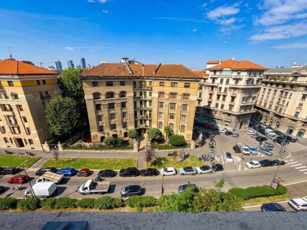 Ufficio di rappresentanza 200 mq con portineria - 17